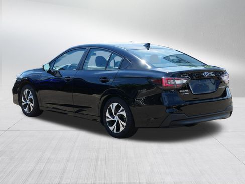 Used 2025 Subaru Legacy Premium AWD/4WD image 5