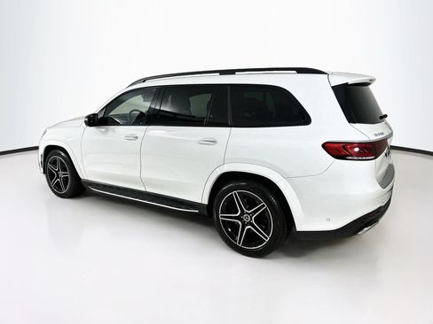 Used 2023 Mercedes-Benz GLS 580 4MATIC image 6