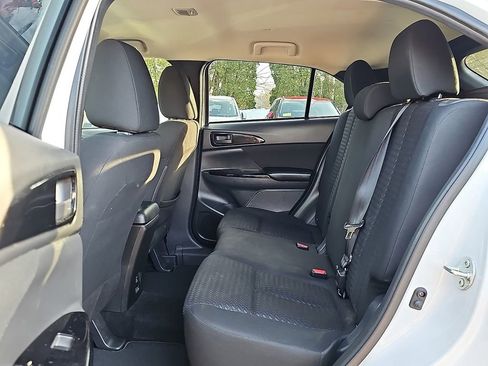 Used 2023 Mitsubishi Eclipse Cross LE image 10