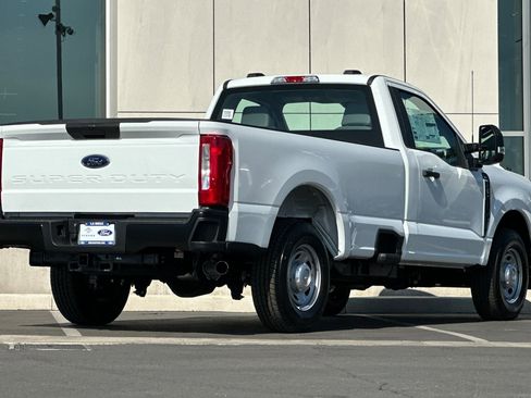 New 2026 Ford F250 XL image 3