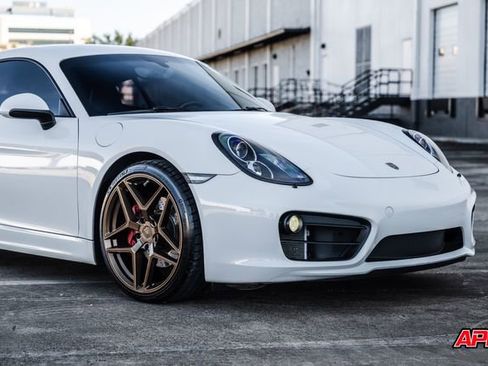 Used 2014 Porsche Cayman S image 55