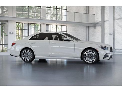 Certified 2023 Mercedes-Benz E 450 4MATIC Sedan image 15