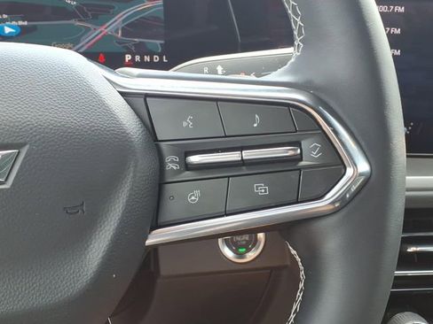 Used 2026 Chevrolet Traverse LT AWD/4WD image 14
