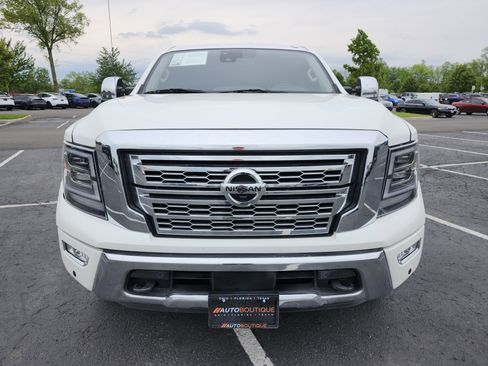 Used 2021 Nissan Titan SL w/ Moonroof Package AWD/4WD image 17