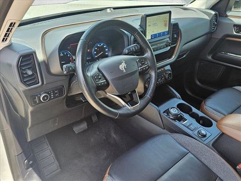 Used 2023 Ford Bronco Sport Outer Banks w/ Tech Package AWD/4WD image 10