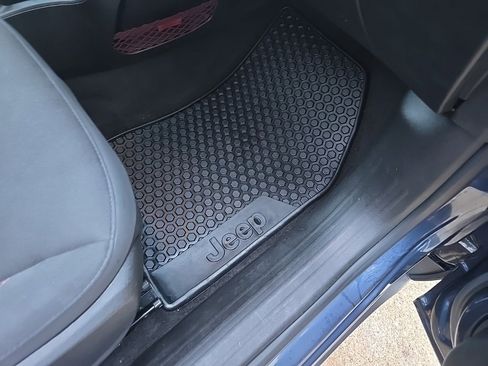 Used 2023 Jeep Renegade Trailhawk w/ Sun/Sound Group image 77