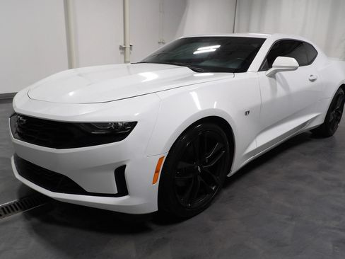 Used 2021 Chevrolet Camaro LT w/ RS Package RWD image 3