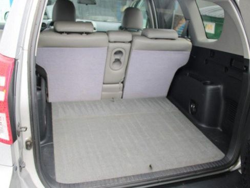 Used 2011 Toyota RAV4 2WD w/ Base L4 Extra Value Pkg image 20
