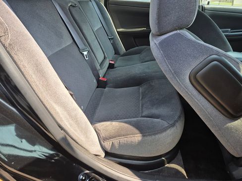 Used 2014 Chevrolet Impala LT w/ LT Sunroof Package FWD image 38