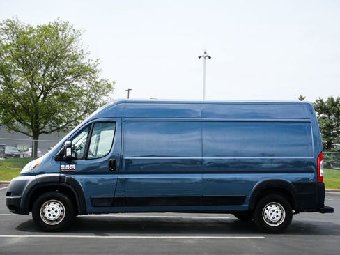 Used 2019 RAM ProMaster 2500 FWD image 5