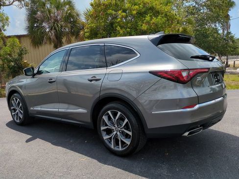 Certified 2024 Acura MDX FWD w/ Technology Package image 6