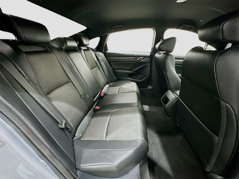 Used 2019 Honda Accord Sport image 26