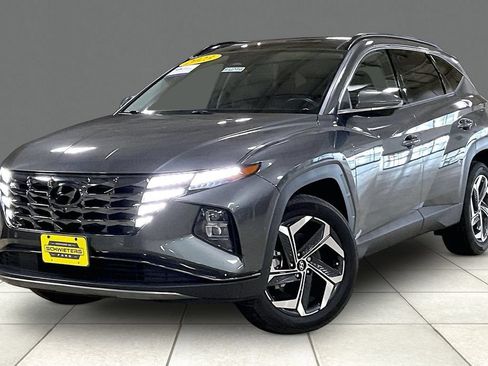 Used 2023 Hyundai Tucson Limited AWD/4WD image 2