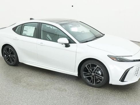New 2026 Toyota Camry XSE FWD image 12