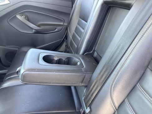Used 2017 Ford Escape Titanium w/ Canadian Touring Package AWD/4WD image 17