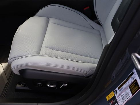 New 2026 BMW M5 w/ Carbon Package image 45