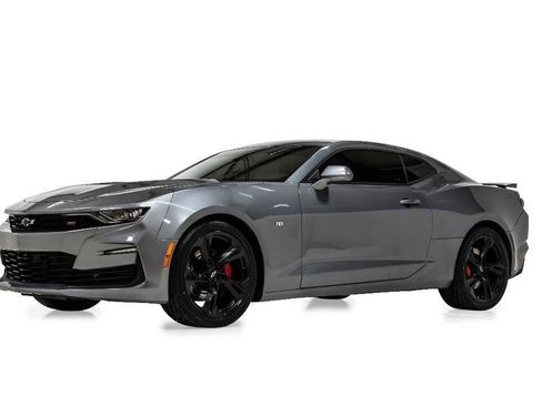 Used 2022 Chevrolet Camaro SS RWD image 2
