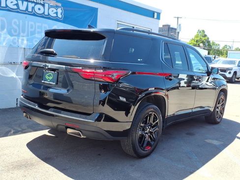 Certified 2023 Chevrolet Traverse Premier w/ Redline Edition AWD/4WD image 6