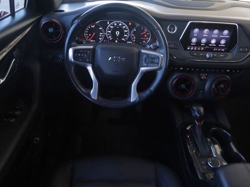 Used 2021 Chevrolet Blazer RS w/ Enhanced Convenience Package image 27
