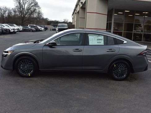 New 2026 Nissan Sentra SV w/ SV Convenience Package image 9