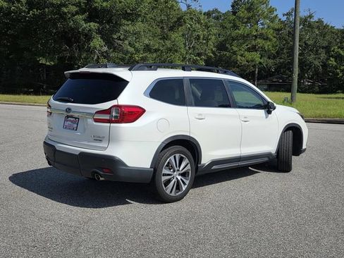 Used 2022 Subaru Ascent Limited AWD/4WD image 5