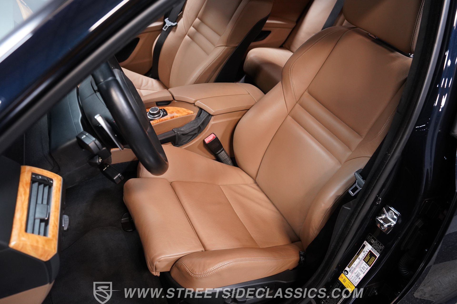 Used 2010 BMW M5 RWD image 34