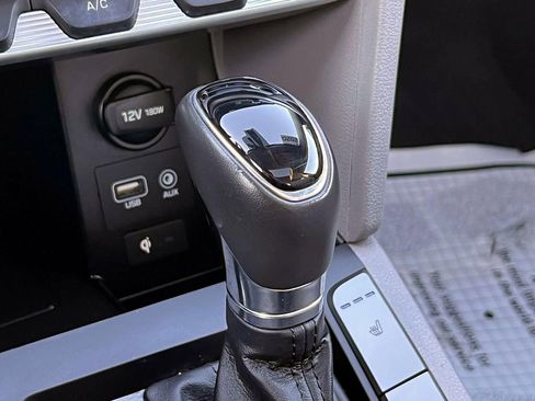 Used 2020 Hyundai Elantra Limited w/ Ultimate Package 03 image 41