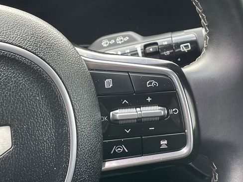 Used 2024 Kia Sorento S image 34