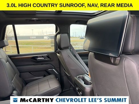 Used 2025 Chevrolet Tahoe High Country image 39