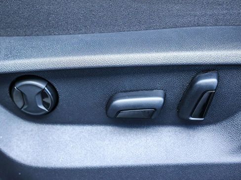 New 2026 Volkswagen Atlas SE image 33