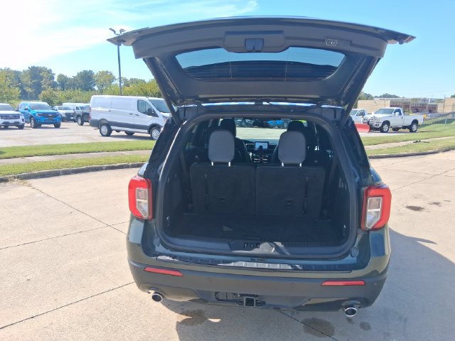 Used 2024 Ford Explorer ST-Line w/ Class IV Trailer Tow Package AWD/4WD image 6