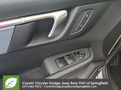 Used 2025 Buick Enclave Preferred FWD image 20