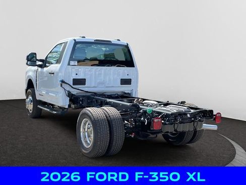 New 2026 Ford F350 XL w/ XL Chrome Package image 3