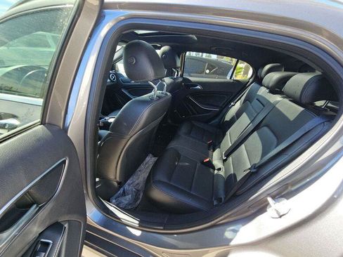 Used 2016 Mercedes-Benz GLA 250 image 9