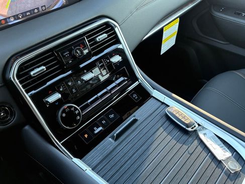 New 2026 Nissan Armada SL image 14