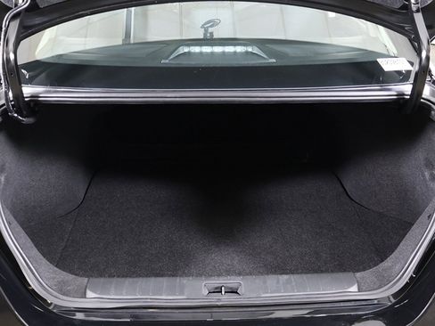 Used 2023 Nissan Sentra SV image 18