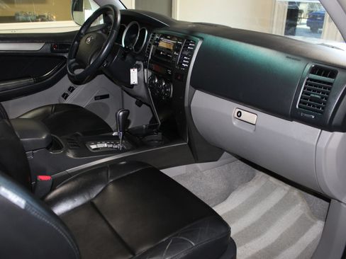 Used 2008 Toyota 4Runner Sport RWD image 27