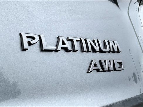 Used 2026 Nissan Rogue Platinum w/ Platinum Premium Package image 9