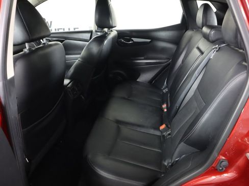 Used 2019 Nissan Rogue Sport SL image 23