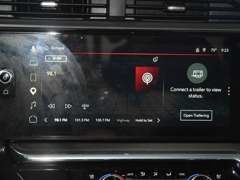 Used 2024 GMC Sierra 2500 Denali w/ Denali Reserve Package AWD/4WD image 34