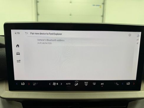 New 2025 Ford Explorer Active w/ Active Comfort Package image 9