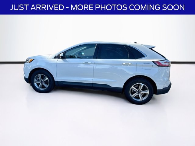 Used 2022 Ford Edge SEL w/ Convenience Package AWD/4WD image 4