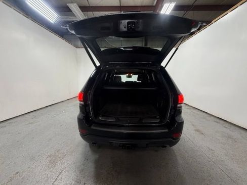 Used 2019 Jeep Grand Cherokee Trailhawk w/ Trailhawk Luxury Group AWD/4WD image 9