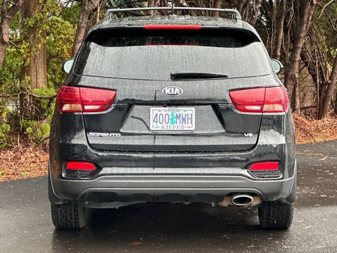 Used 2020 Kia Sorento S image 5