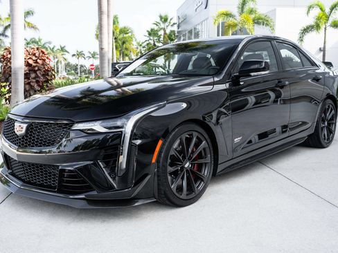 Used 2024 Cadillac CT4 V Blackwing w/ Carbon Fiber 1 Package RWD image 4