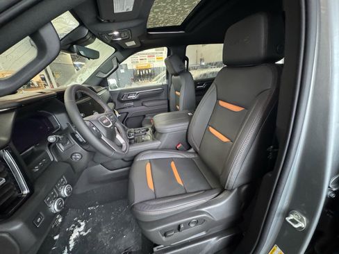 New 2026 GMC Sierra 1500 AT4 w/ AT4 Premium Package image 18