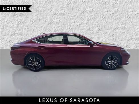 Used 2025 Lexus ES 350 w/ Premium Package image 2