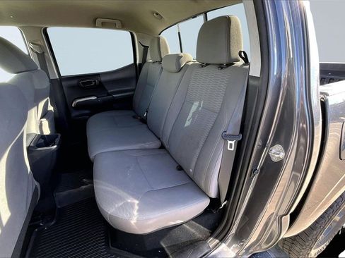 Used 2019 Toyota Tacoma SR5 image 28