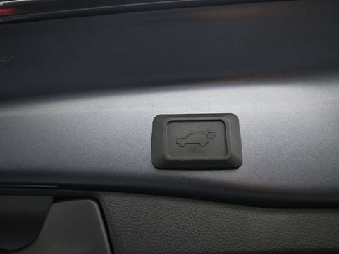 Certified 2023 Toyota RAV4 XLE w/ Convenience Package AWD/4WD image 23