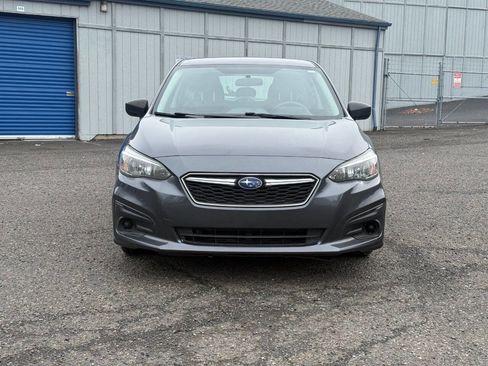 Used 2019 Subaru Impreza 2.0i image 2